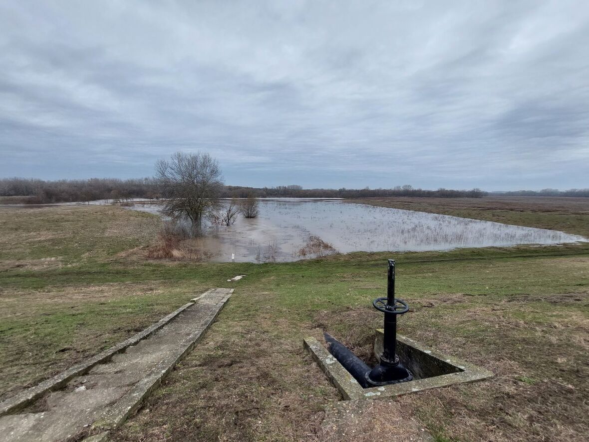 Tovább árad a Tisza A Zagyva mentén megszűnt a védelmi készültség
